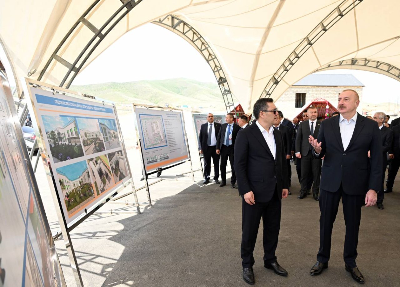 Ağdamda Xıdırlı kənd tam orta məktəbinin təməlqoyma mərasimi keçirildi - FOTO/VİDEO - foto 4