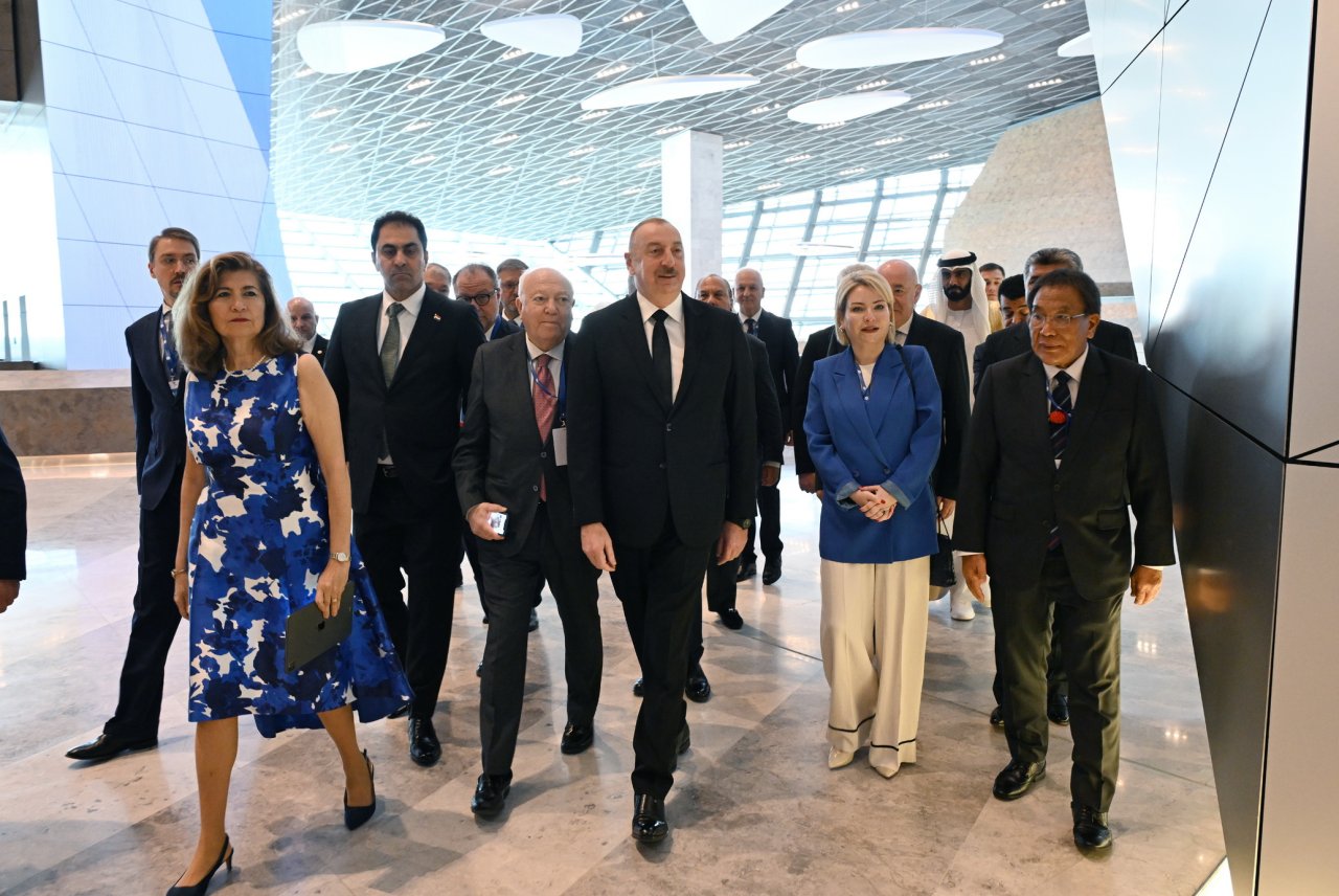 Prezident Bakıda keçirilən Forumun açılış mərasimində iştirak edib - FOTO/VİDEO   - foto 17