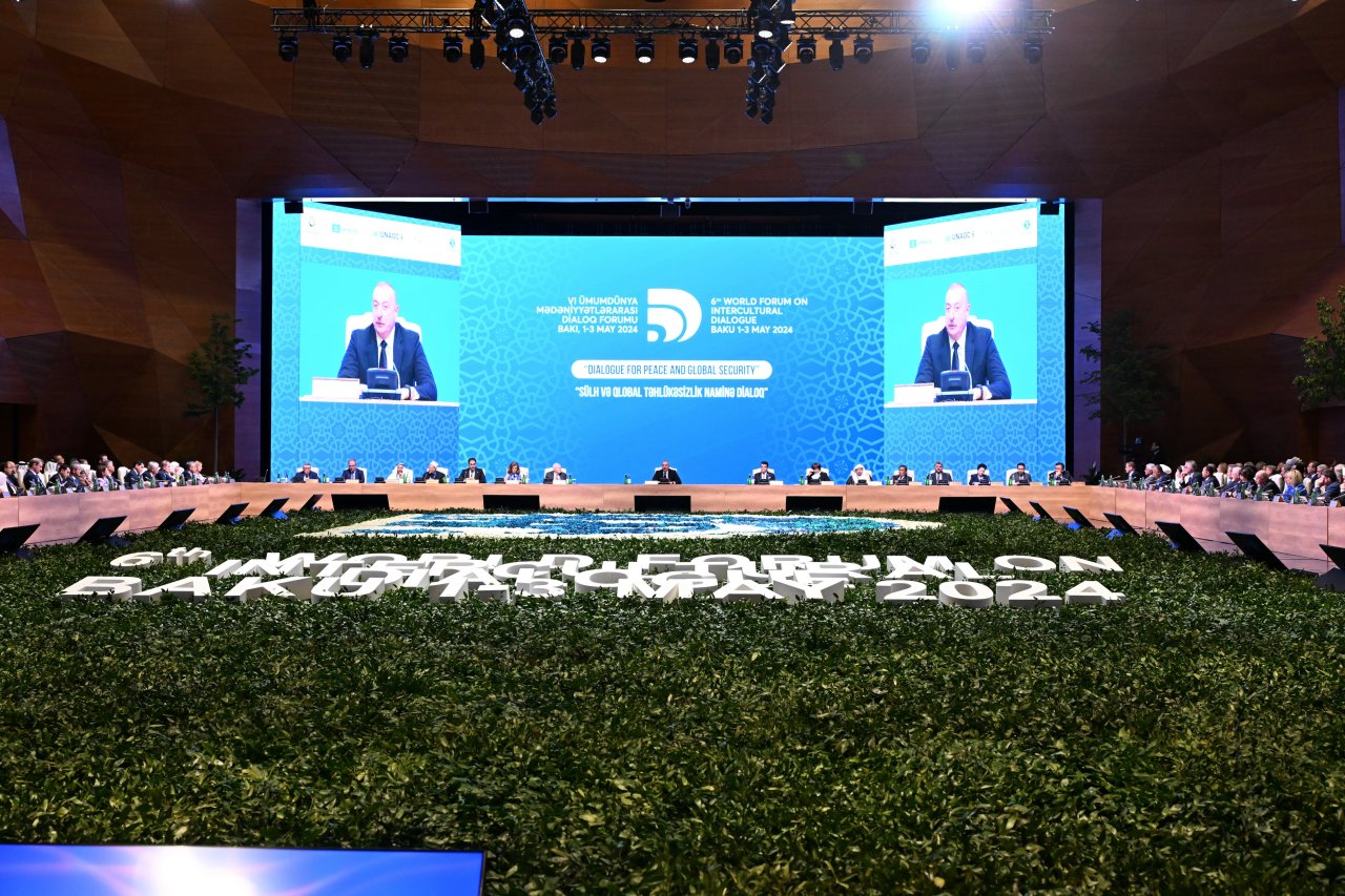 Prezident Bakıda keçirilən Forumun açılış mərasimində iştirak edib - FOTO/VİDEO   - foto 12