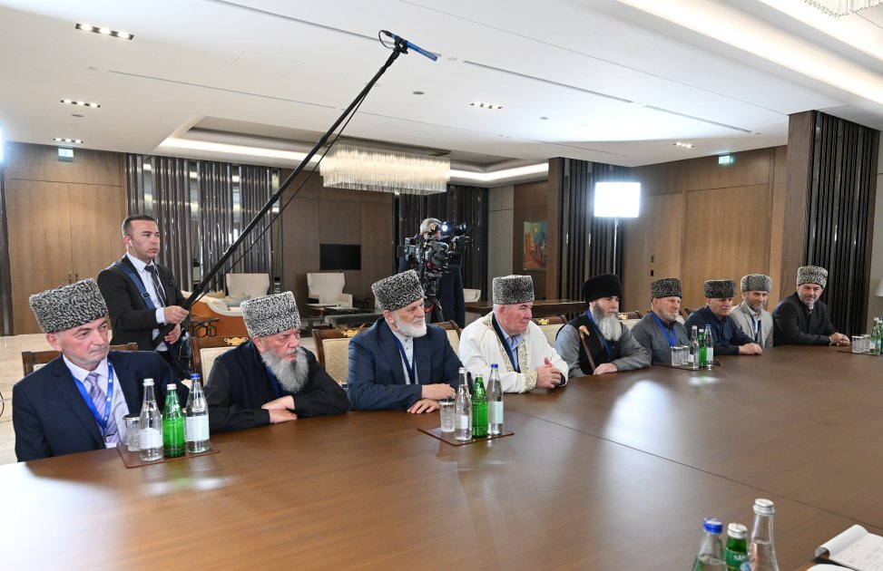 Prezident Rusiyanın Şimali Qafqaz regionunun müftilərini qəbul etdi - FOTO - foto 2