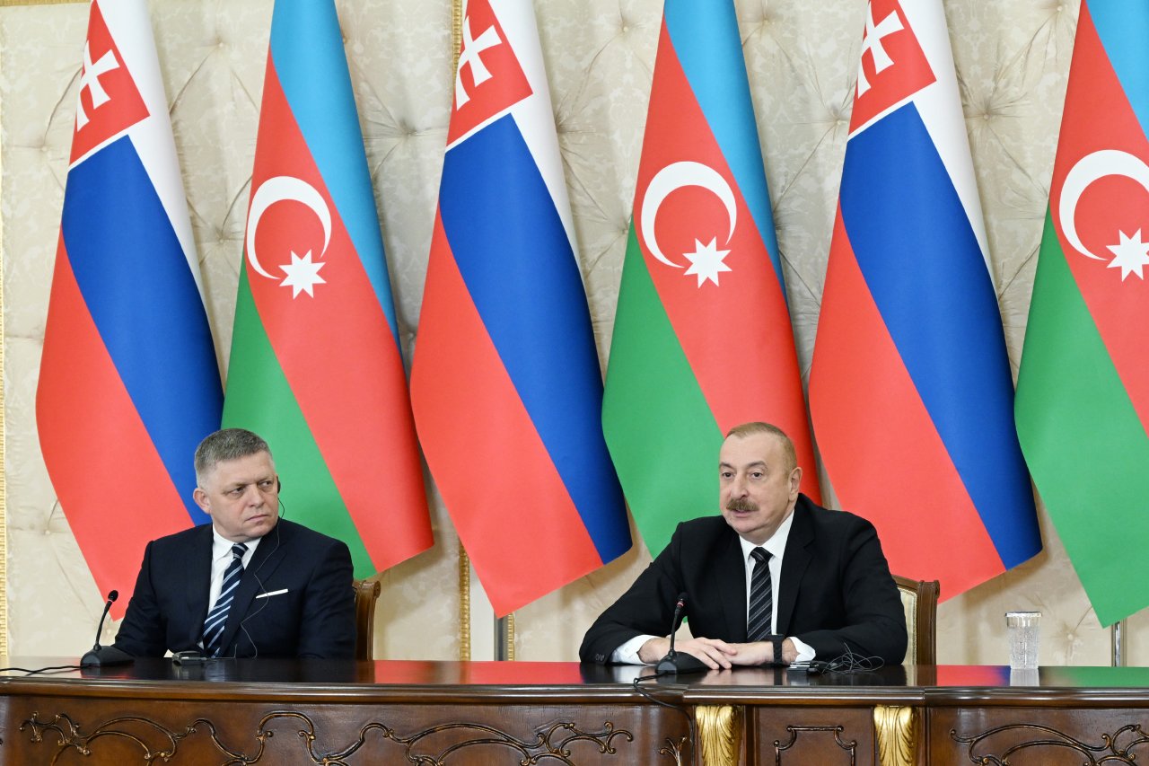 İlham Əliyev və Robert Fitso mətbuata bəyanatlarla çıxış ediblər - FOTO/VİDEO - foto 7