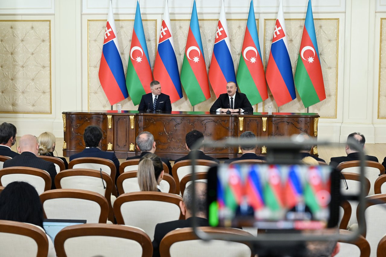 İlham Əliyev və Robert Fitso mətbuata bəyanatlarla çıxış ediblər - FOTO/VİDEO - foto 4