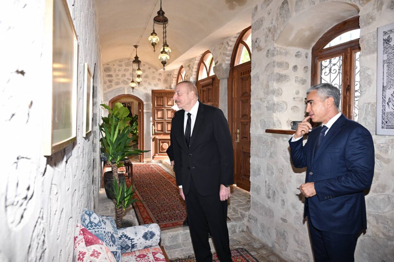 Şuşada “Şirin su” hamamının bərpadan sonra açılışı olub YENİLƏNİB/FOTO - foto 1