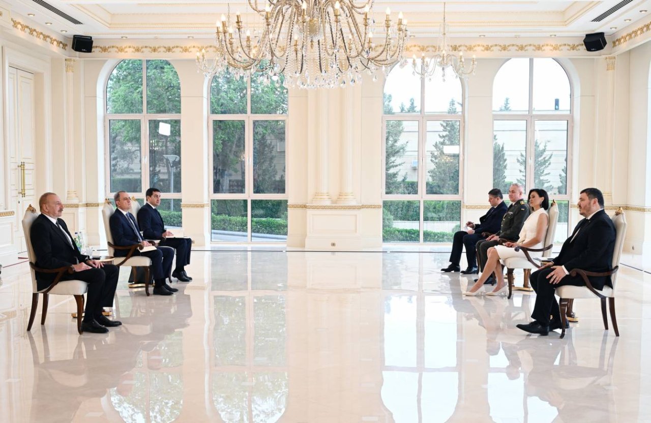 Prezident Ukraynanın yeni səfirinin etimadnaməsini qəbul etdi – FOTO - foto 4