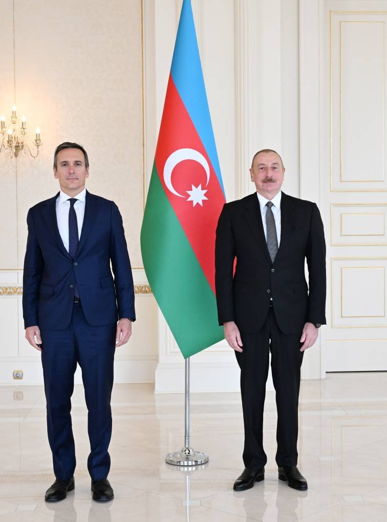 İtaliyanın yeni səfiri Prezidentin qəbulunda – FOTO - foto 3