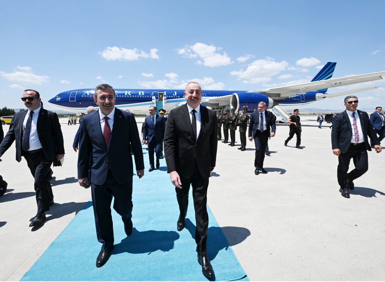 İlham Əliyev Türkiyəyə GETDİ - FOTO - foto 8