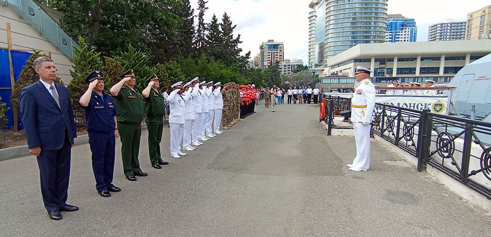 Bakı limanına gələn Rusiya gəmiləri ilə bağlı RƏSMİ MƏLUMAT - FOTO - foto 2