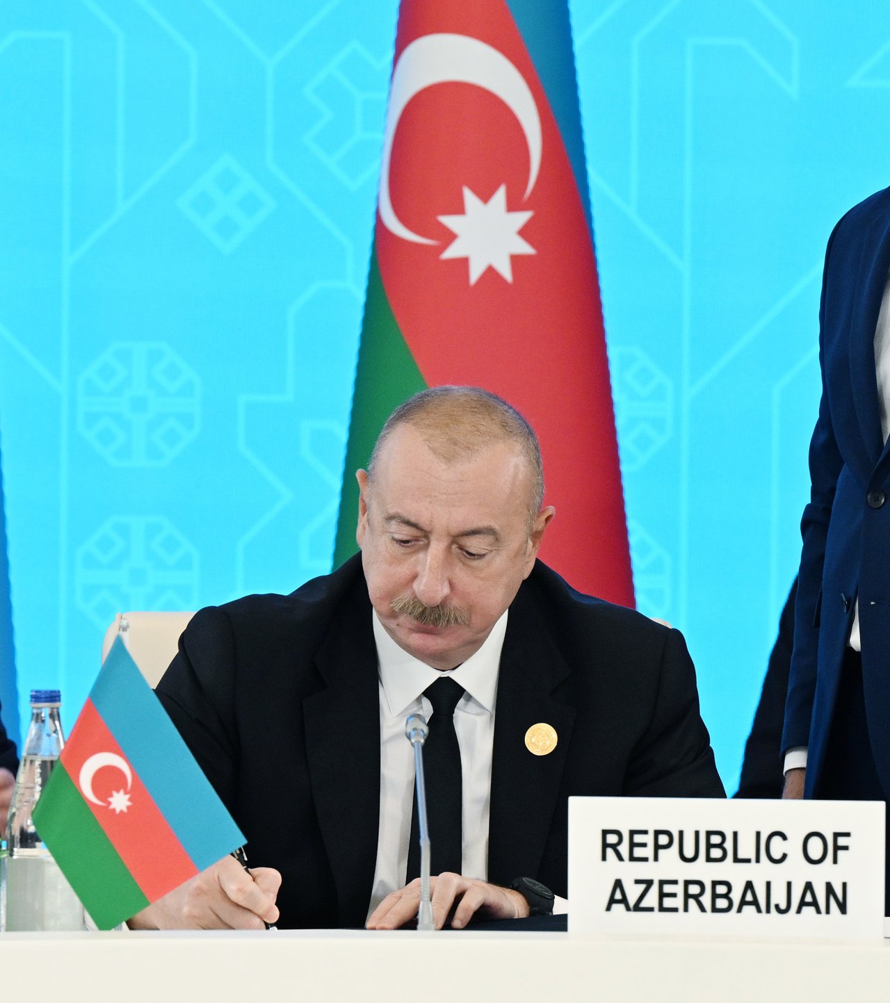 Şuşada Türk Dövlətləri Təşkilatının Dövlət başçılarının qeyri-rəsmi Zirvə görüşü keçirilib - FOTO/VİDEO  - foto 13
