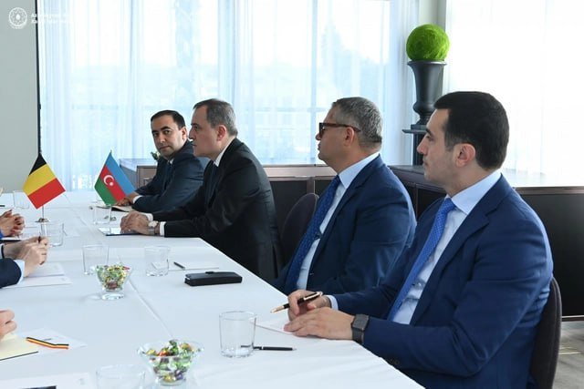 Ceyhun Bayramov: "Ermənistan Konstitusiyasında Azərbaycana qarşı ərazi iddiaları sülhə maneədir" - FOTO - foto 1