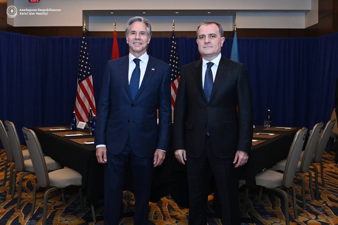 Vaşinqtonda üçtərəfli görüş keçirilib - FOTO - foto 1