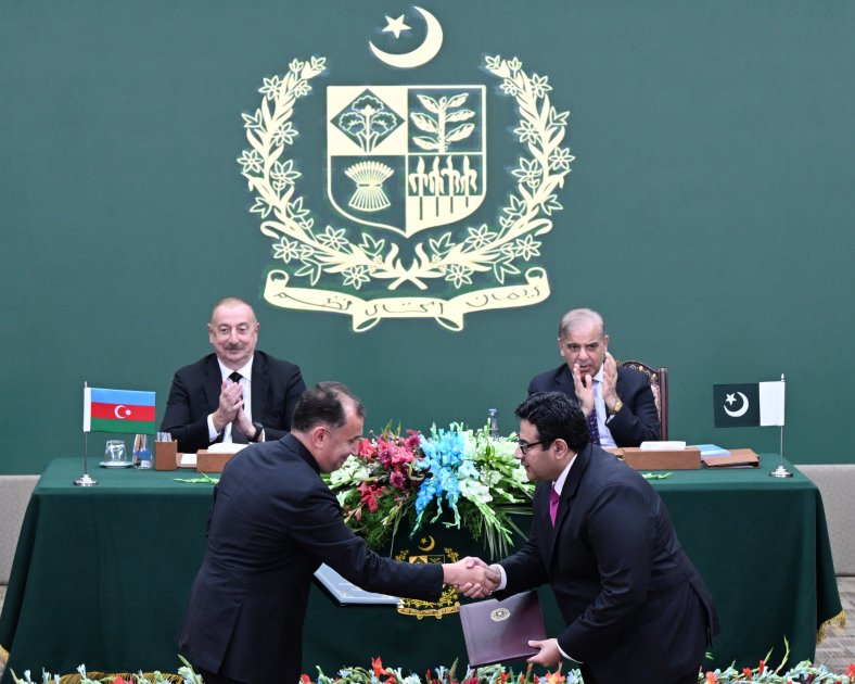 Azərbaycan ilə Pakistan arasında imzalanmış sənədlərin mübadiləsi mərasimi olub - FOTO/VİDEO - foto 8