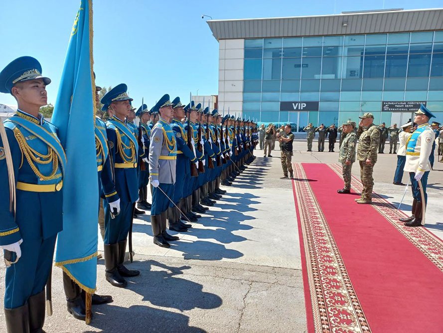 Zakir Həsənov Qazaxıstana getdi – FOTO   - foto 6