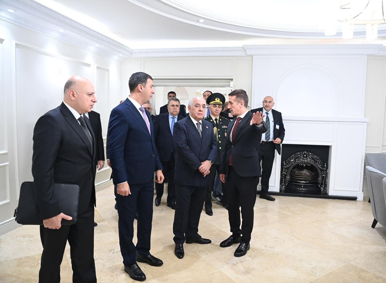 Baş nazir Azərbaycanın İrandakı səfirliyində - FOTO - foto 1