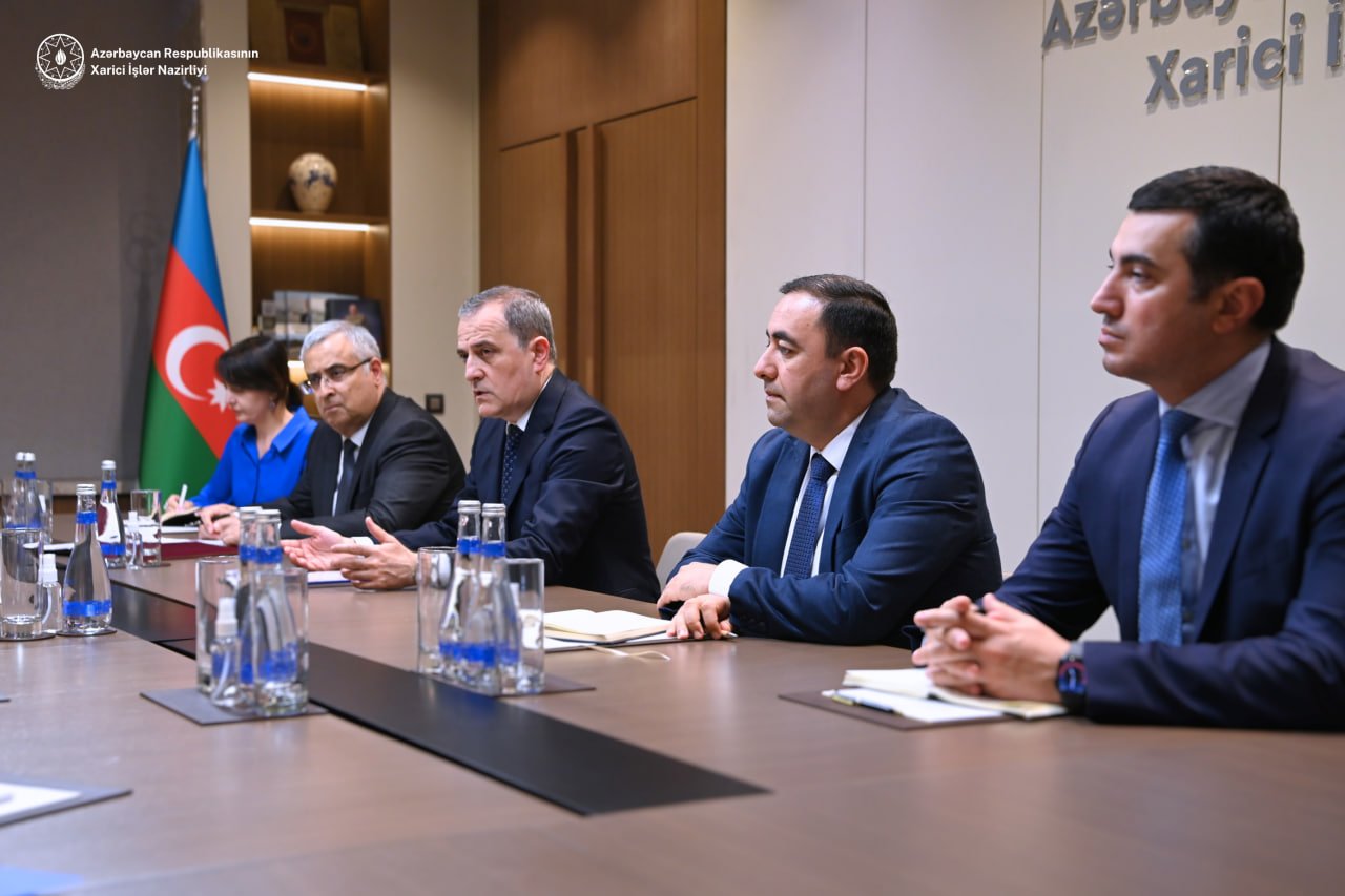 Ceyhun Bayramov BMT rəsmisini COP29-a hazırlıqla bağlı məlumatlandırdı - FOTO - foto 2