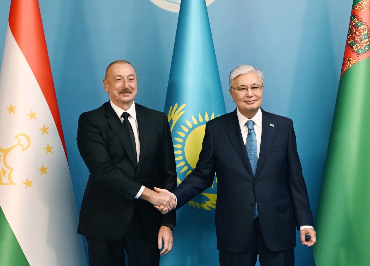 Prezident Astanada Mərkəzi Asiya ölkələrinin liderləri ilə GÖRÜŞDÜ - FOTO/VİDEO - foto 1