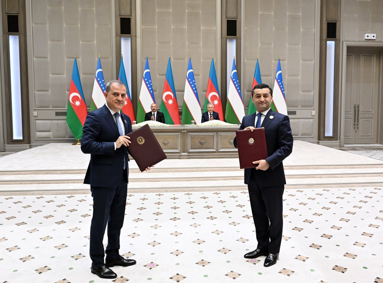 Azərbaycan-Özbəkistan sənədləri İMZALANDI - FOTO/VİDEO - foto 12