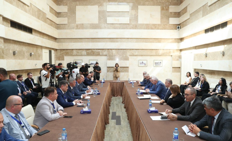 Məzahir Pənahov MDB PA-nın müşahidə missiyasını QƏBUL ETDİ - FOTO/VİDEO - foto 1
