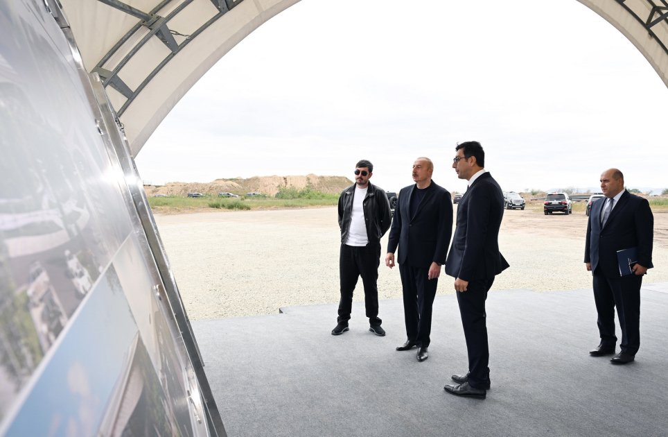 Ağdam şəhərində “İmarət” stadionunun təməli qoyuldu - FOTO/VİDEO - foto 2