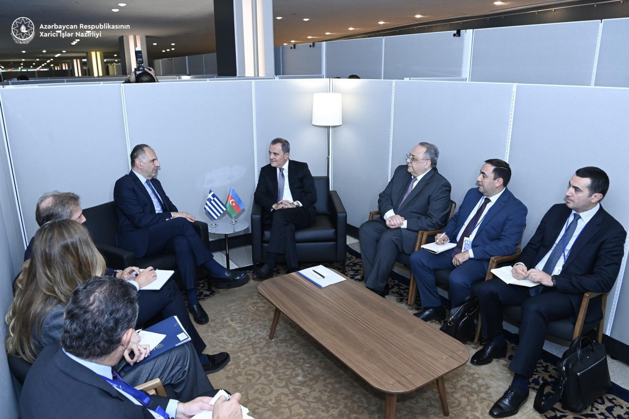 Azərbaycanla Yunanıstan arasında regional əməkdaşlıq MÜZAKİRƏ EDİLDİ - FOTO - foto 2