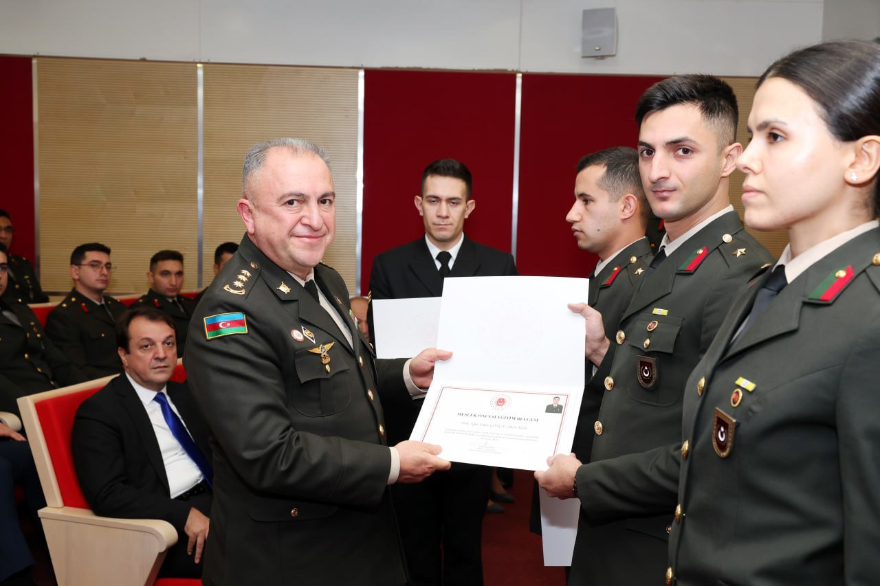 Müdafiə Nazirliyinin nümayəndə heyəti Türkiyədədir - FOTO - foto 2