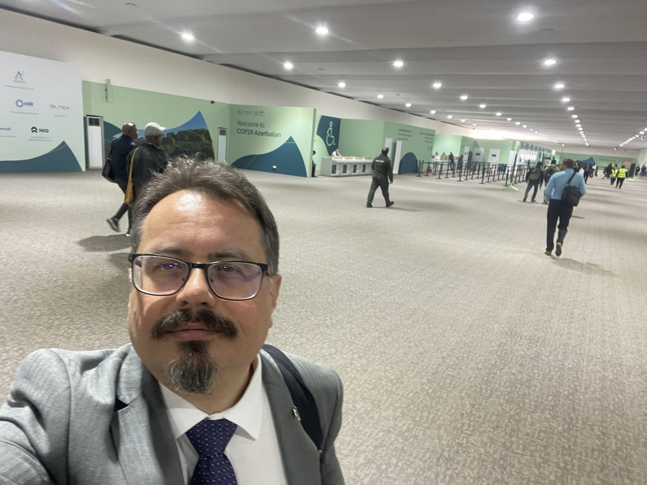 Aİ-nin Azərbaycandakı səfiri COP29-un keçiriləcəyi məkanda - FOTO - foto 2