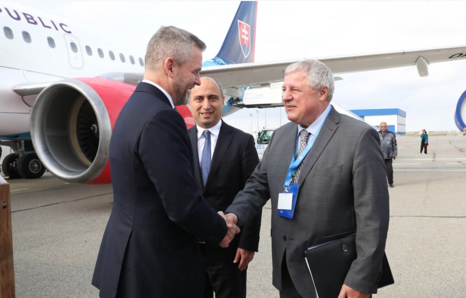 Serbiya və Slovakiya prezidentləri Bakıda – FOTO - foto 2
