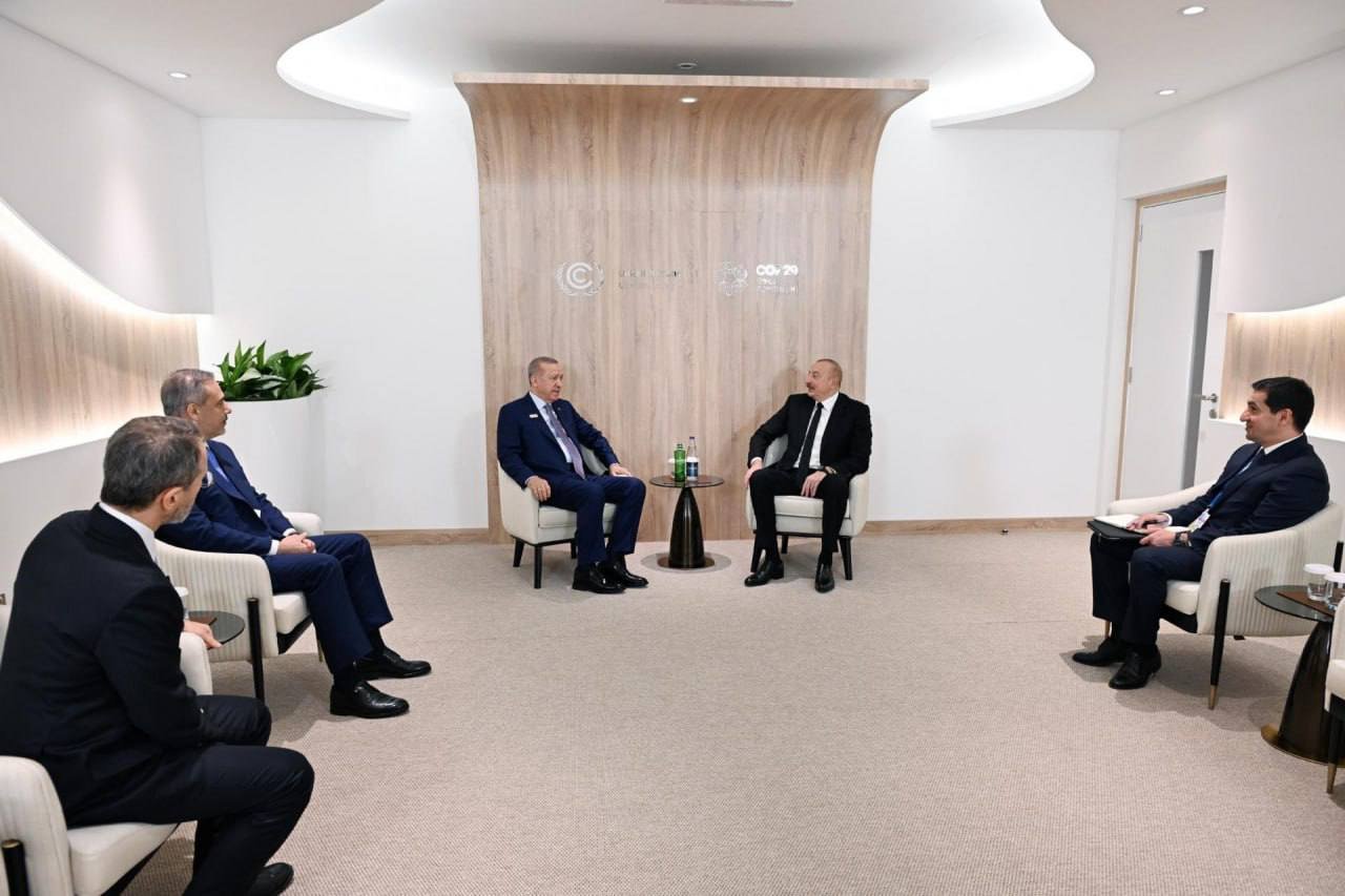 İlham Əliyev Türkiyə Prezidenti ilə GÖRÜŞÜB - FOTO - foto 2