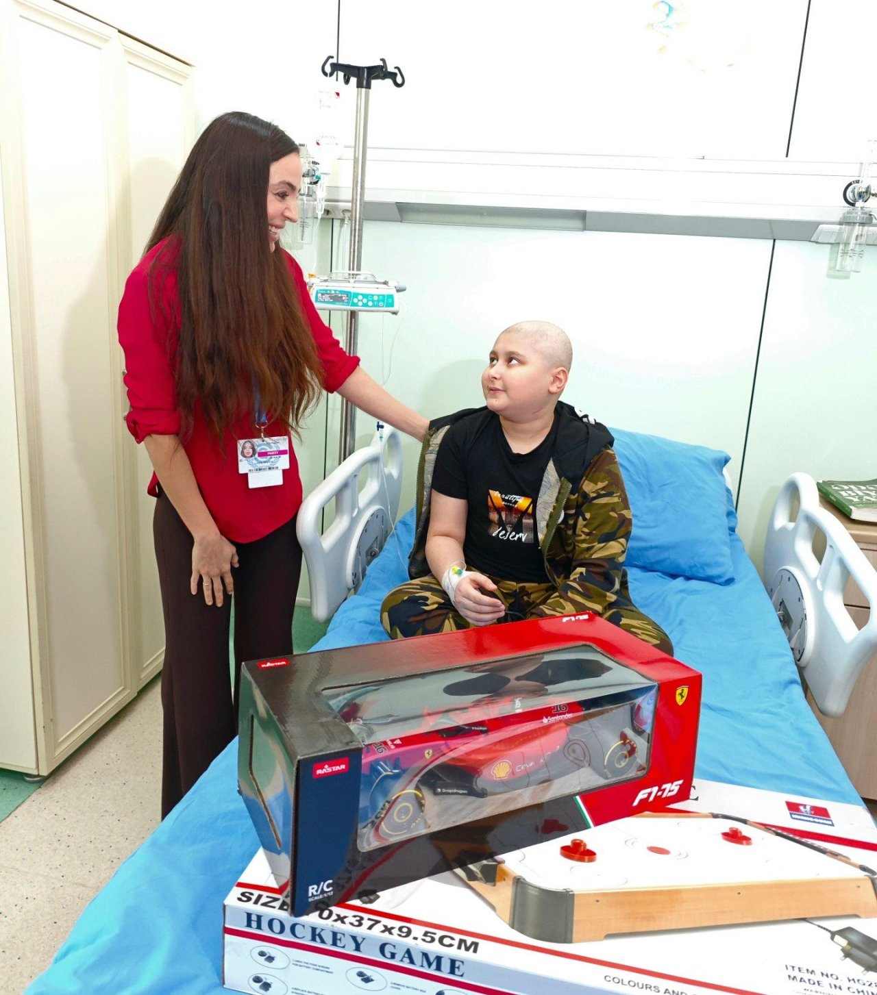 Leyla Əliyeva Uşaq Onkologiya Klinikasında - FOTO - foto 1