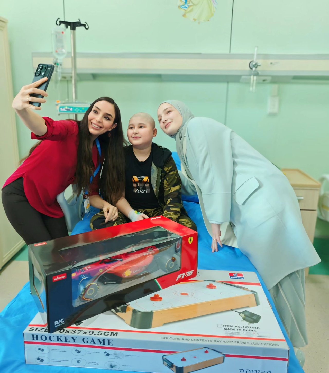 Leyla Əliyeva Uşaq Onkologiya Klinikasında - FOTO - foto 11