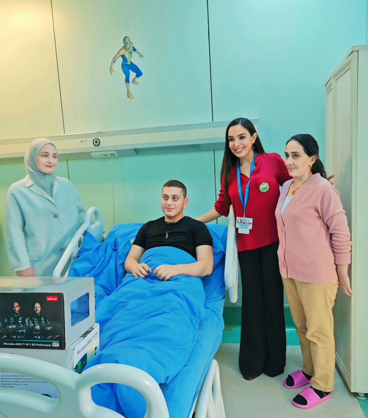 Leyla Əliyeva Uşaq Onkologiya Klinikasında - FOTO - foto 10