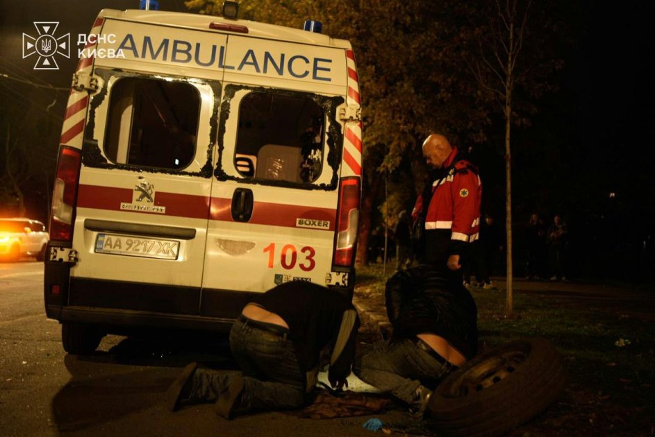 Kiyev ballistik raketlərlə vuruldu: Ölən və xəsarət alanlar var – FOTO - foto 1