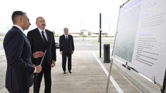 Prezident İlham Əliyev “BakuBus” MMC-nin Gəncə Avtoparkının açılışında – FOTO