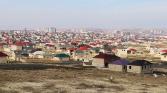 Sənədsiz evlər problemi: Yüzlərlə ailə çıxarış gözləyir - VİDEO