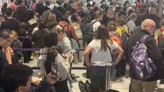 Bütün dünyada aviaşirkətlər uçuşları LƏĞV EDİR - FOTO