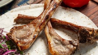 Dadı dillərdə, adı siyahılarda olmayan Azərbaycan kababı – Dünya niyə bu yeməyimizi “görmür”?