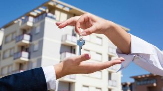 Ucuz ev almağın YOLLARI: Sosial mənzil mexanizmləri necə işləyir? - VİDEO