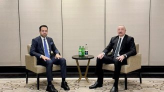 İlham Əliyev Əbu-Dabidə Müsəlman Ağsaqqalları Şurasının baş katibi ilə görüşdü - VİDEO