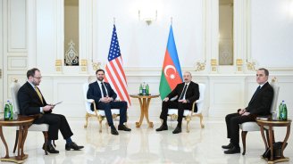 İlham Əliyevin ABŞ-ın Vitse-prezidenti ilə məhdud tərkibdə görüşü KEÇİRİLDİ - FOTO/VİDEO