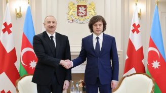 İlham Əliyevin Tbilisidə İrakli Kobaxidze ilə görüşündən YENİ VİDEO