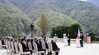 İlham Əliyev və Andrey Babiş mətbuata bəyanatlarla çıxış ediblər - FOTO