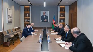 Avstriyanın yeni səfiri etimadnaməsinin surətini Ceyhun Bayramova təqdim etdi &ndash; FOTO
