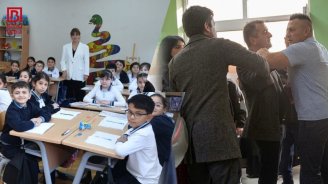 Şagirdlərin nümunəvi məktəb həyatı və ideoloji təxribatın çirkin üzü - FOTO/VİDEO