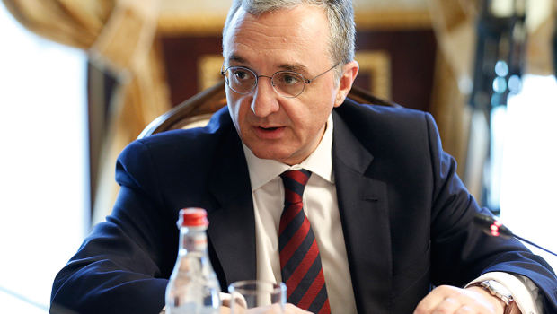 Mnatsakanyan Moskvada səfərdədir