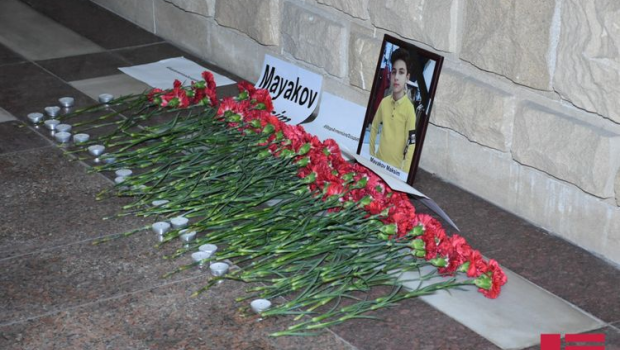 13 yaşlı Arturun xatirəsi Rusiya səfriliyi qarşısında anıldı