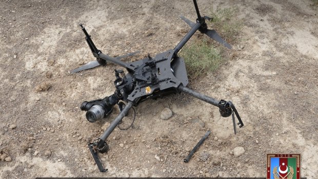 Düşmənin kvadrokopteri məhv edildi