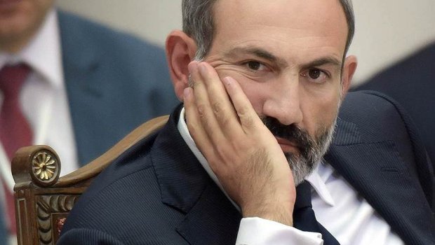 Paşinyan erməni əsgərlərinin döyüş meydanından qaçdığını etiraf etdi