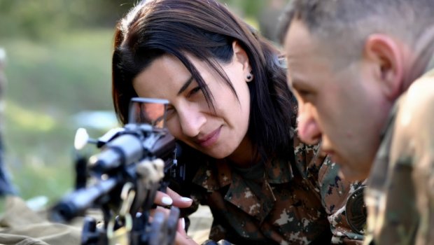 Paşinyan arvadını Qarabağa göndərir