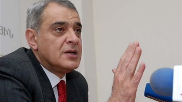 Şahnazaryan Paşinyanı istefaya çağırdı