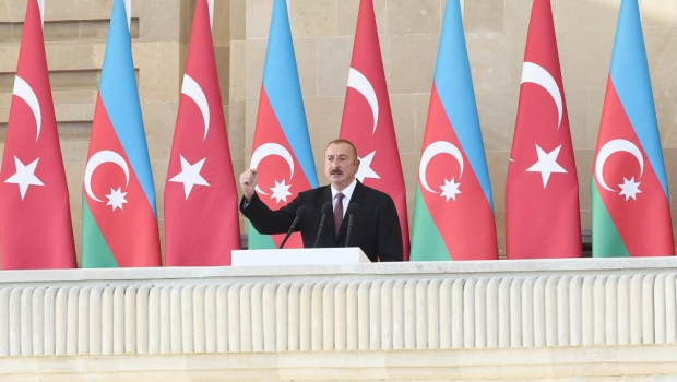 İlham Əliyev Türkiyənin Respublika gününü təbrik etdi