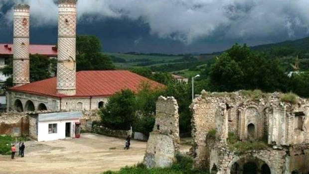 MN: Ordumuzun Şuşanı atəşə tutması növbəti yalandır